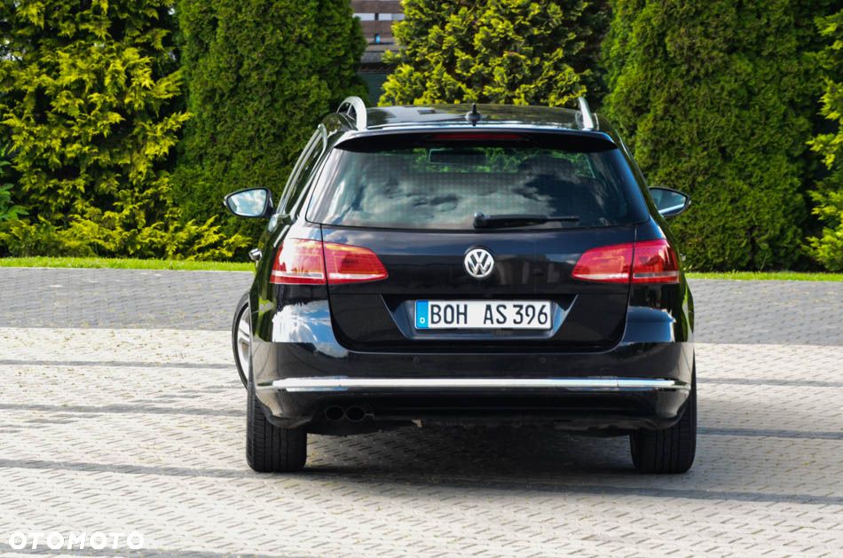 Volkswagen Passat Variant 2.0 TDI DSG BlueMotion Technology R-Line - 14