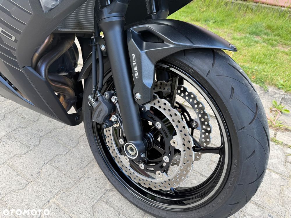 Kawasaki Ninja - 27