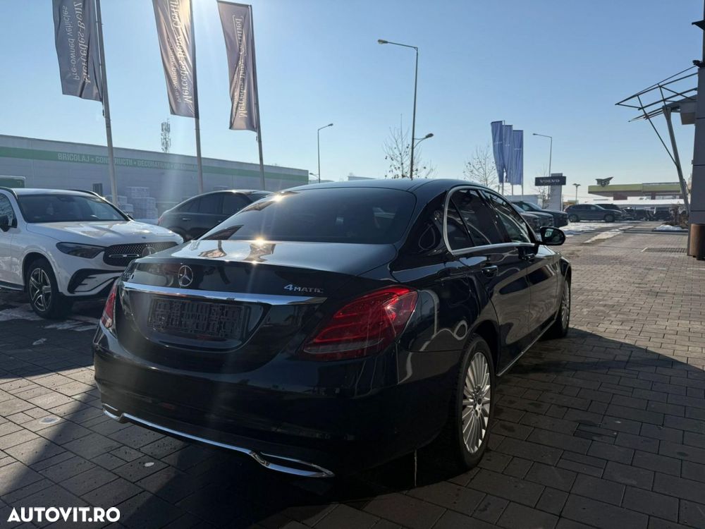 Mercedes-Benz C 220 d 4MATIC Aut. - 3