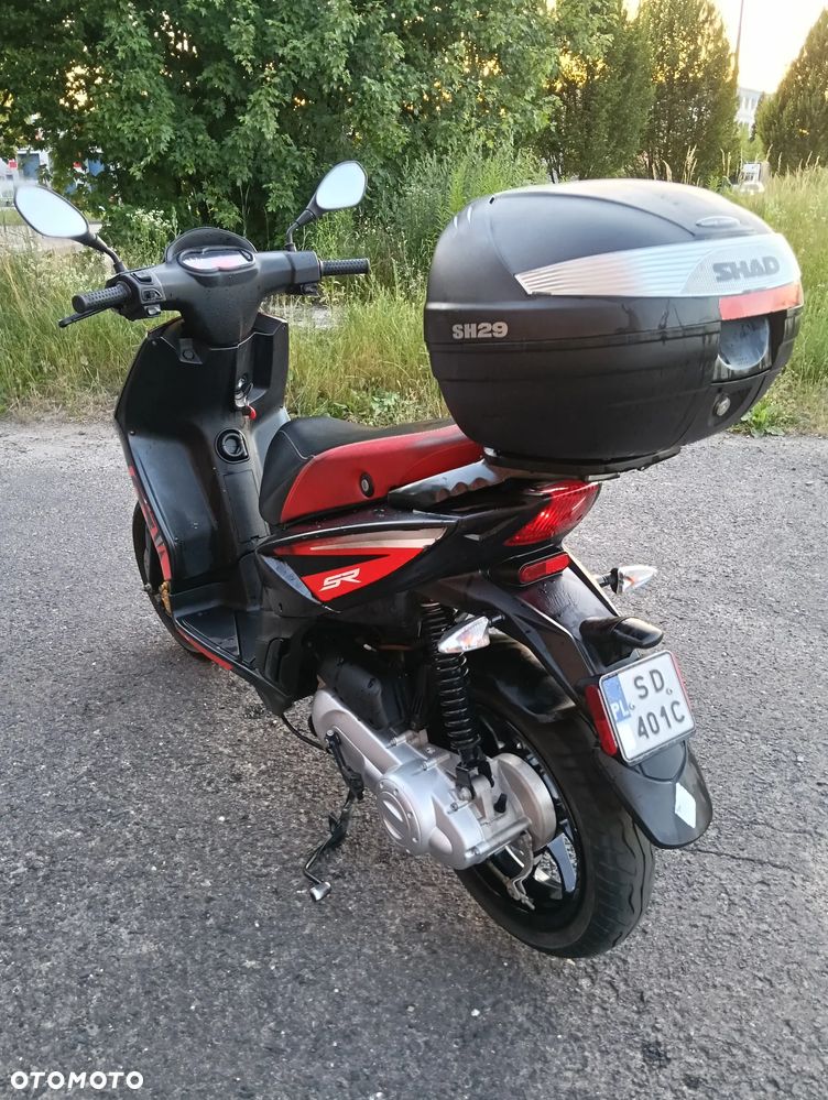 Aprilia SR - 11