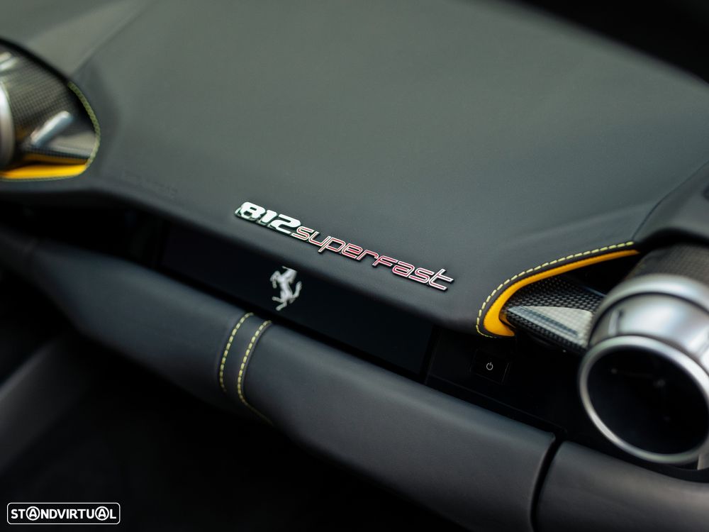 Ferrari 812 Superfast Standard - 39