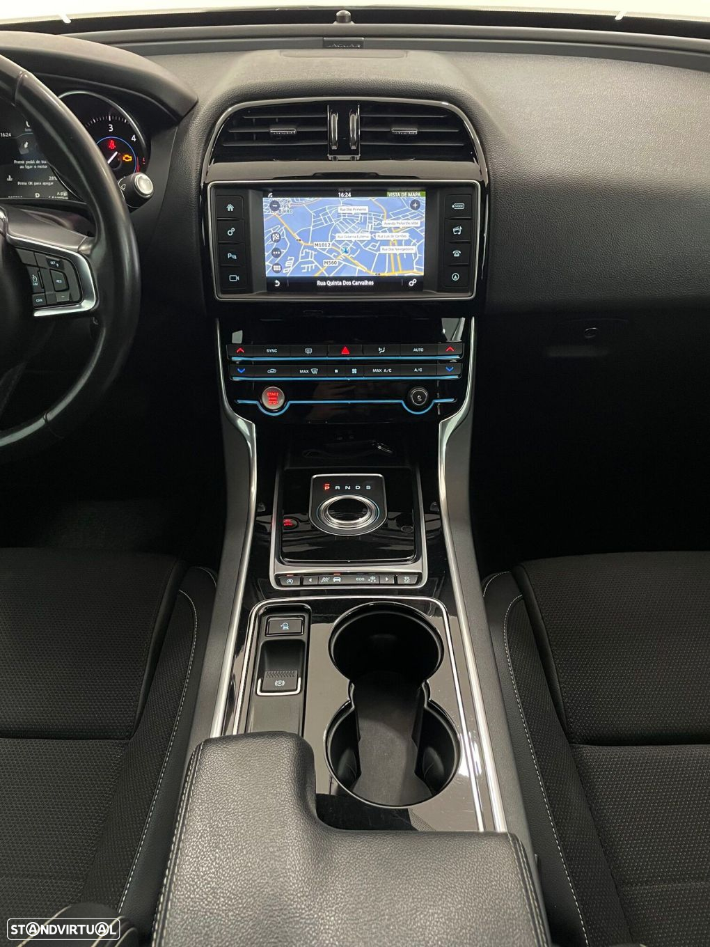 Jaguar XE 2.0 D R-Sport Aut. - 27