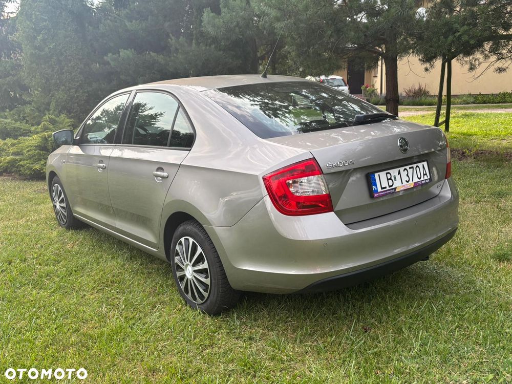 Skoda RAPID 1.2 TSI Ambition - 4