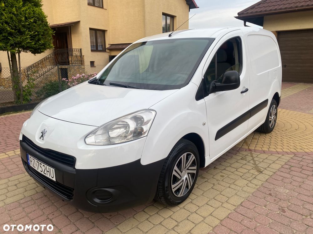 Peugeot PARTNER 1.6HDI 3-osobowy zakupiony w slonie w Rzeszowie - 33