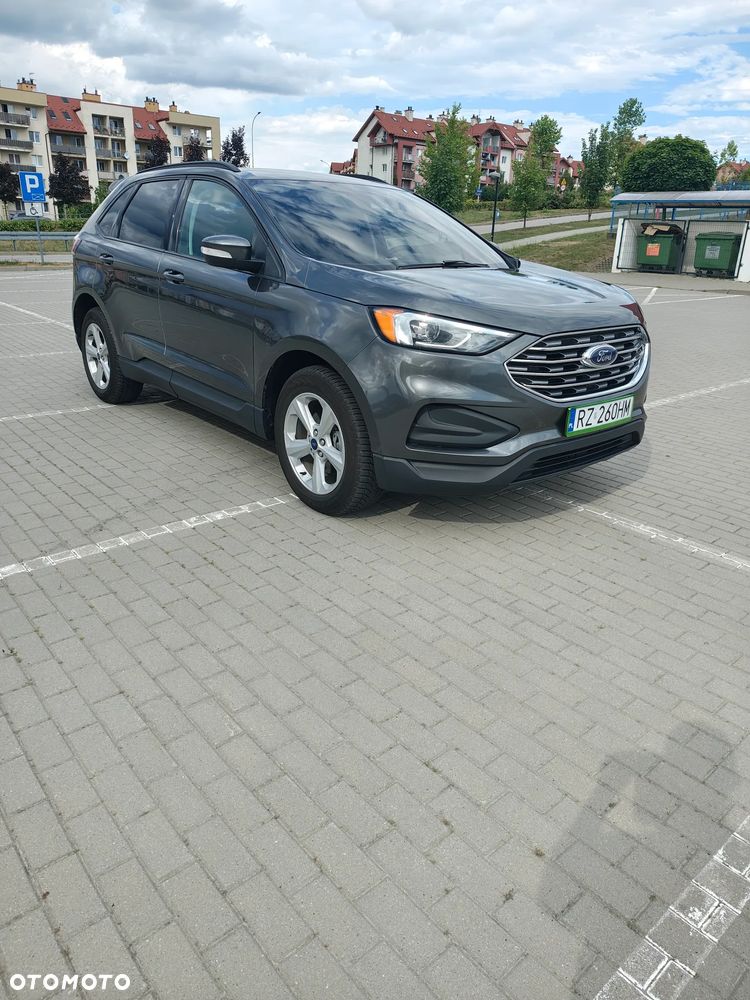 Ford Edge - 2