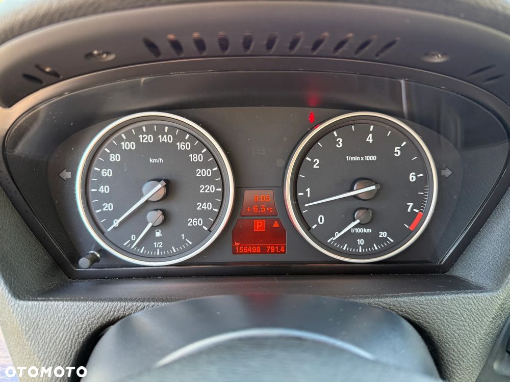 BMW X5 xDrive50i - 24