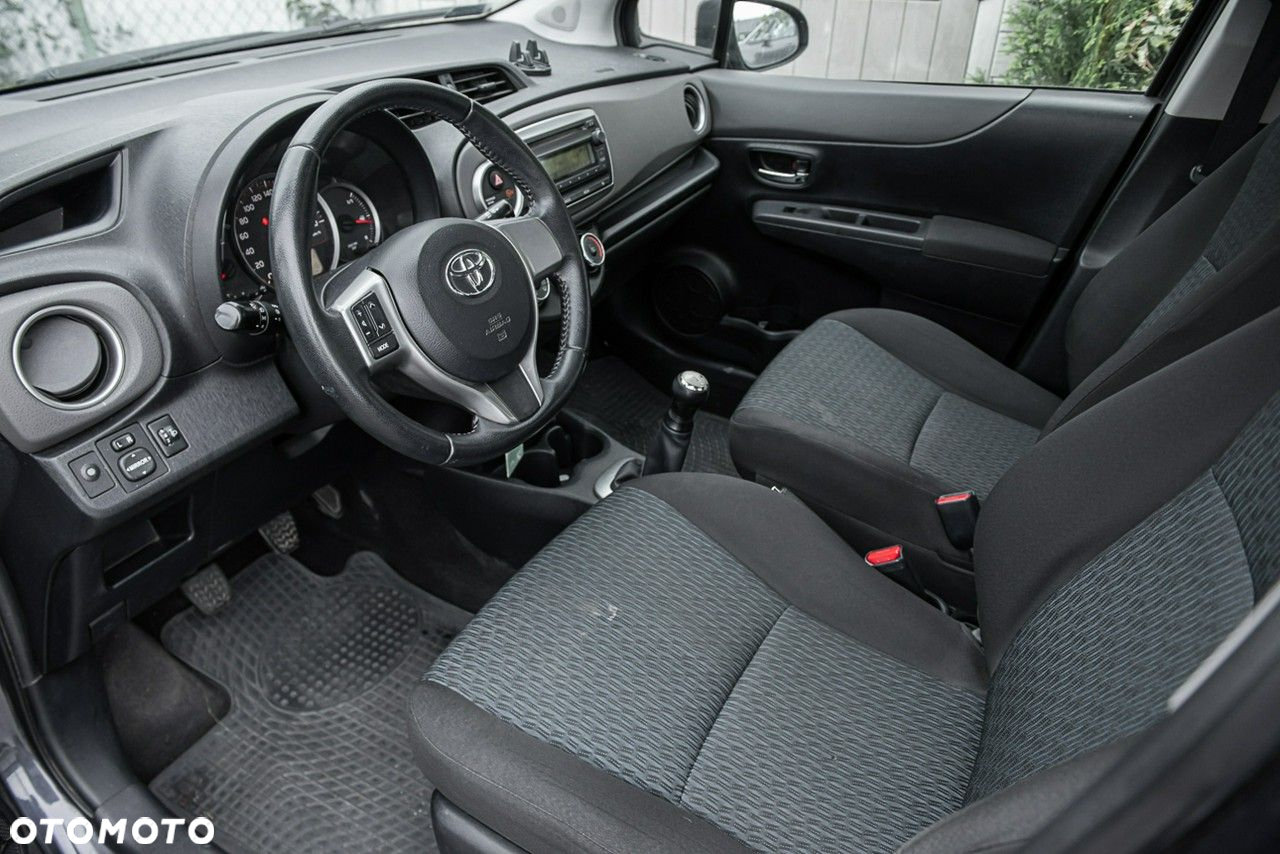 Toyota Yaris - 15