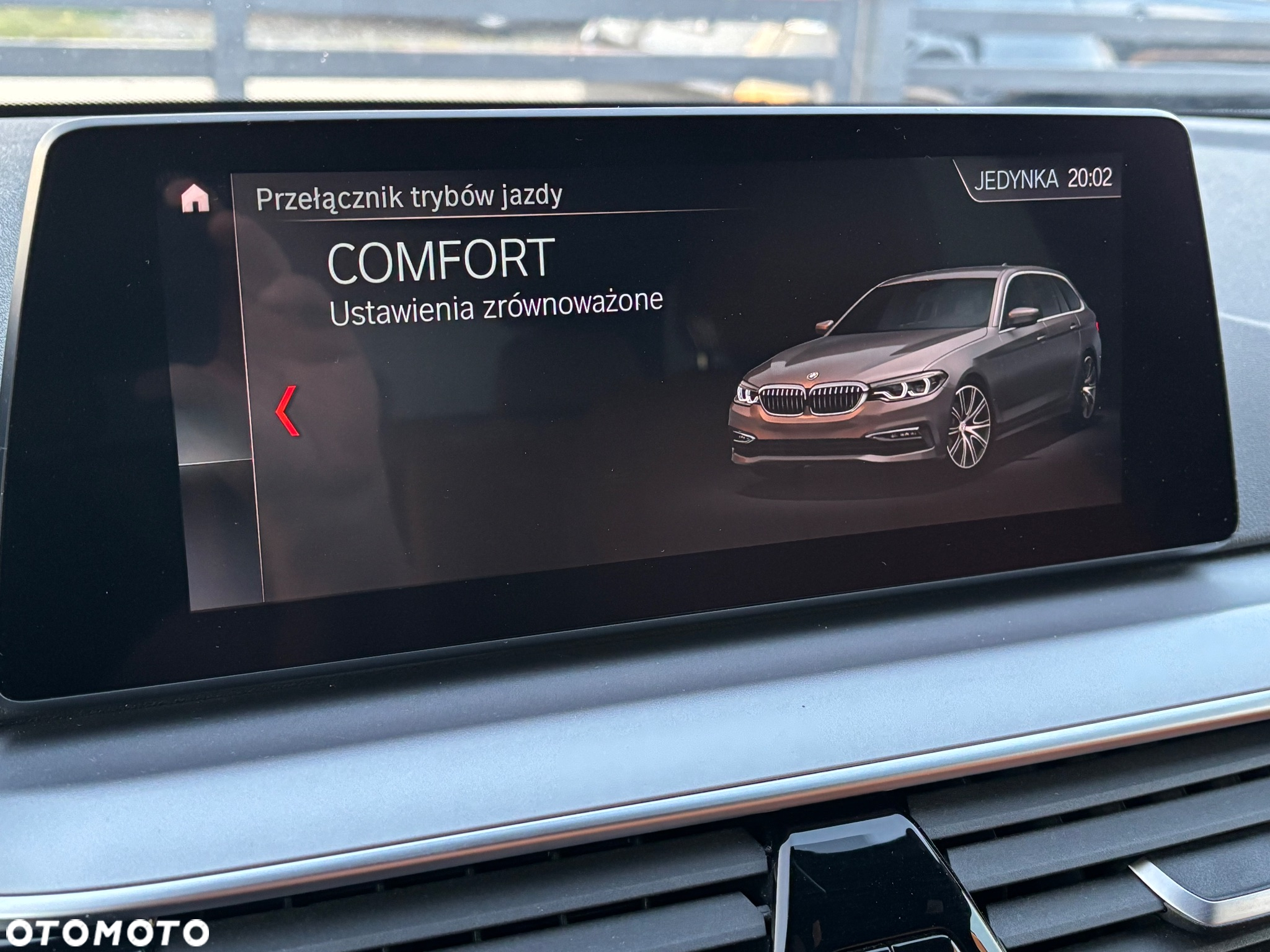 BMW Seria 5 520d Touring Luxury Line - 28