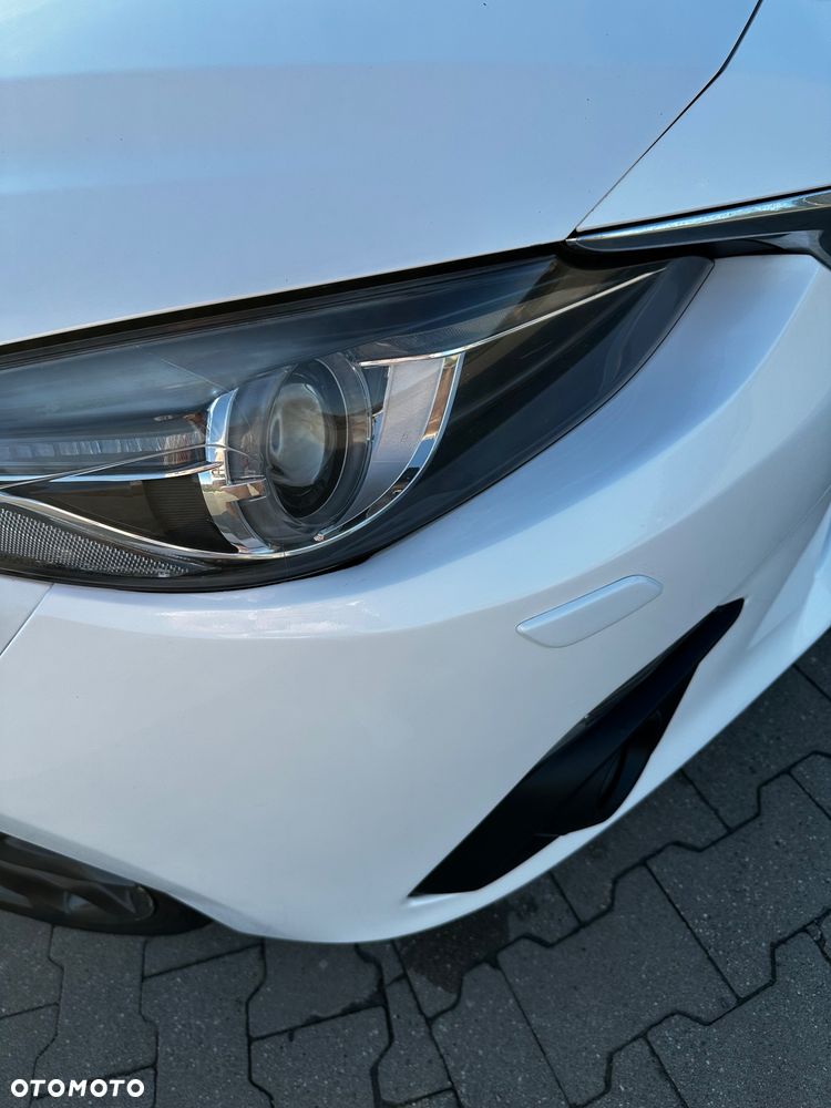 Mazda 3 - 15