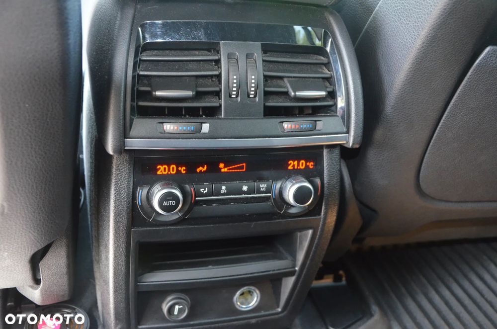 BMW X5 xDrive35i - 29