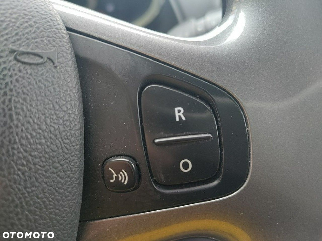 Renault Clio - 19