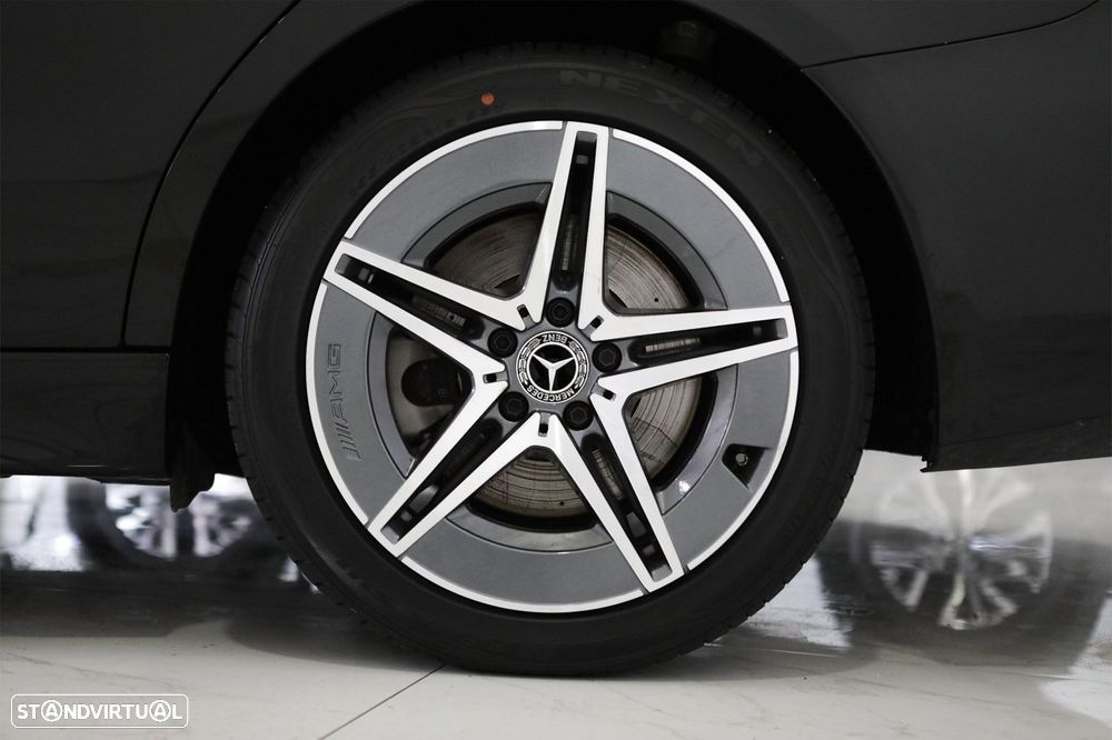 Mercedes-Benz C 300 de AMG Line - 6