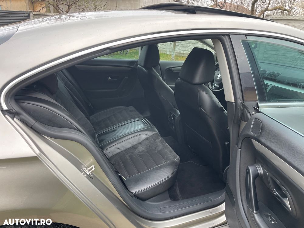 Volkswagen Passat CC - 16