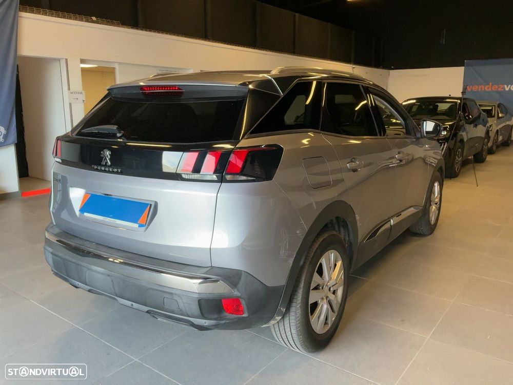 Peugeot 3008 PureTech 130 Stop & Start GPF Allure Pack - 3