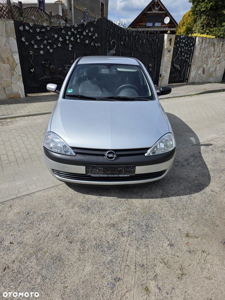 Opel Corsa 1.2 16V Cosmo - 1