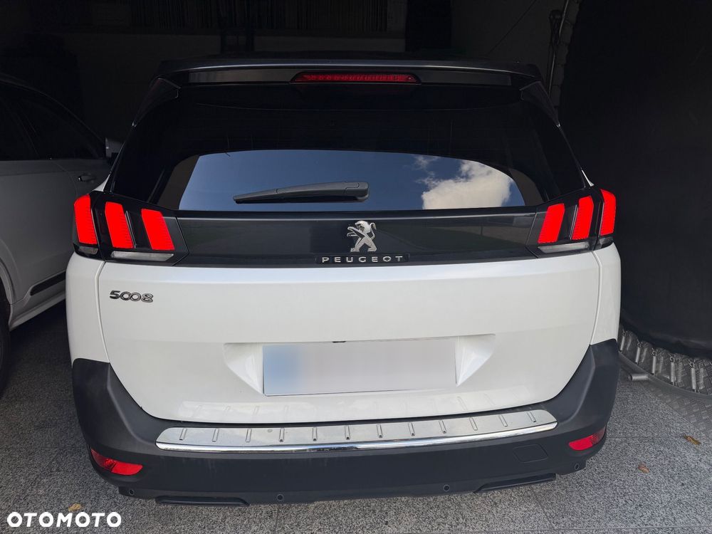Peugeot 5008 - 17