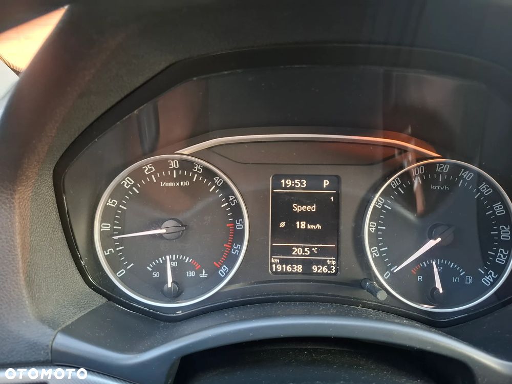 Skoda Octavia 2.0 TDI DPF Ambition DSG - 22