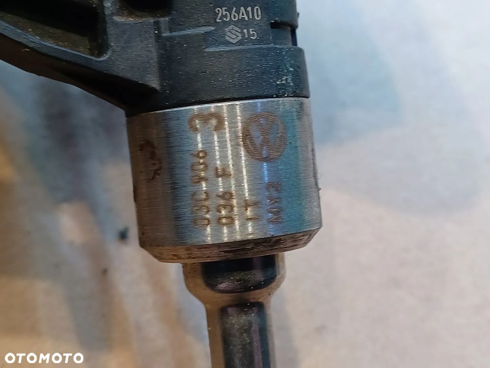 LISTWA WTRYSKOWA WTRYSKI VW 1.4 TSI 03C906036F - 4