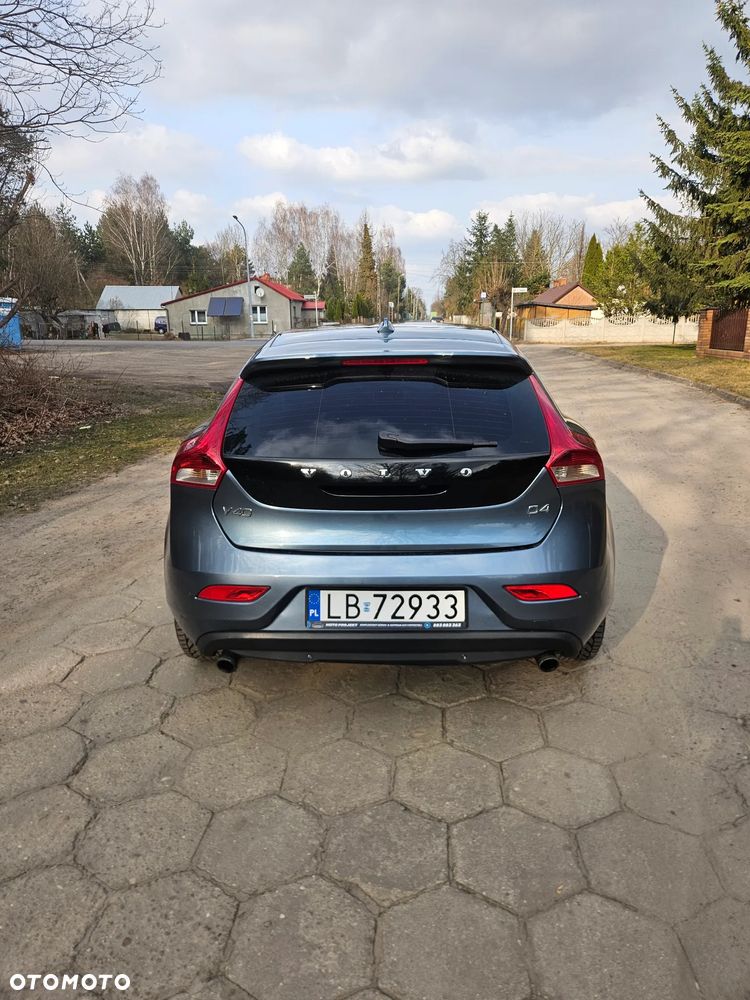 Volvo V40 D4 Momentum - 5