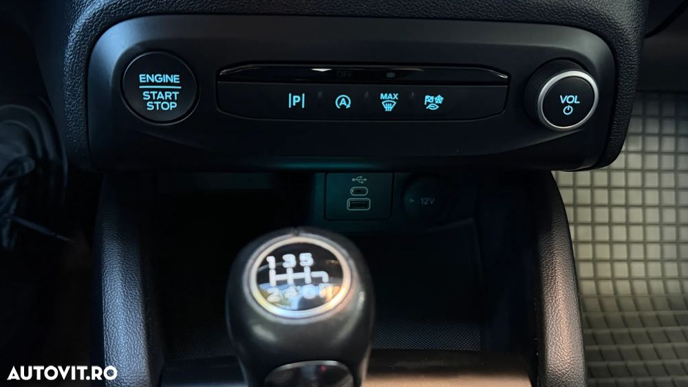 Ford Focus 1.0 EcoBoost Titanium - 16