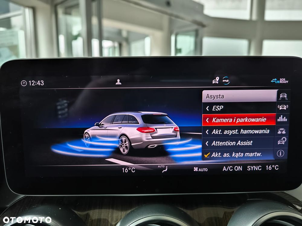 Mercedes-Benz Klasa C 200 4MATIC 9G-TRONIC - 33