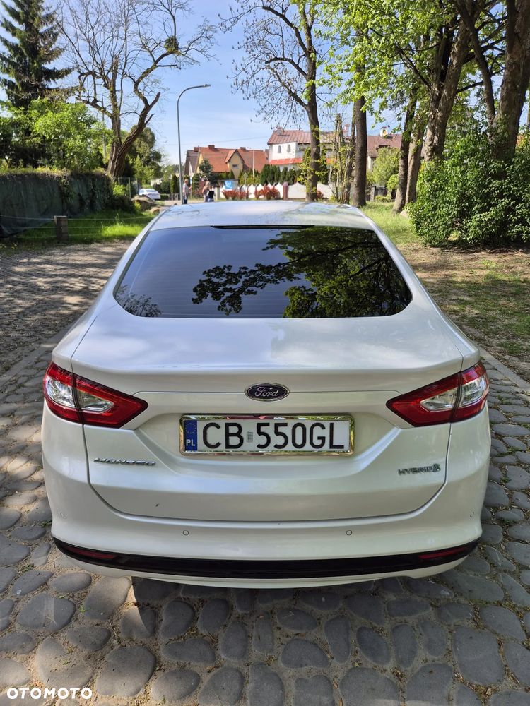 Ford Mondeo 2.0 Hybrid Titanium - 11