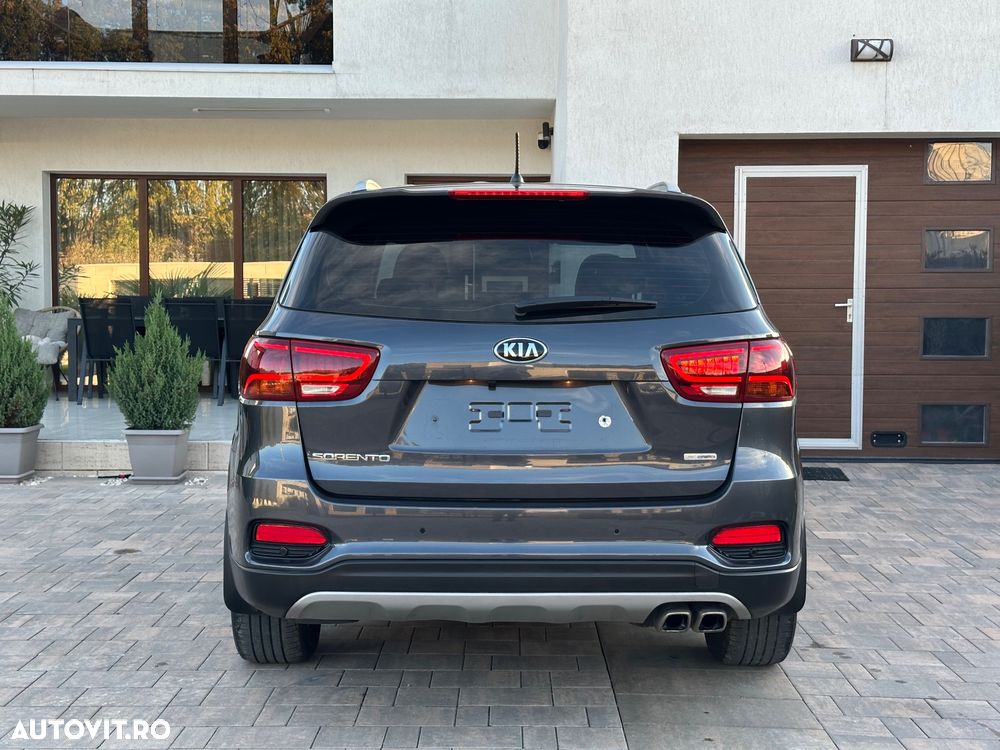 Kia Sorento 2.0 DSL 6AT 4x4 Cosmo - 10