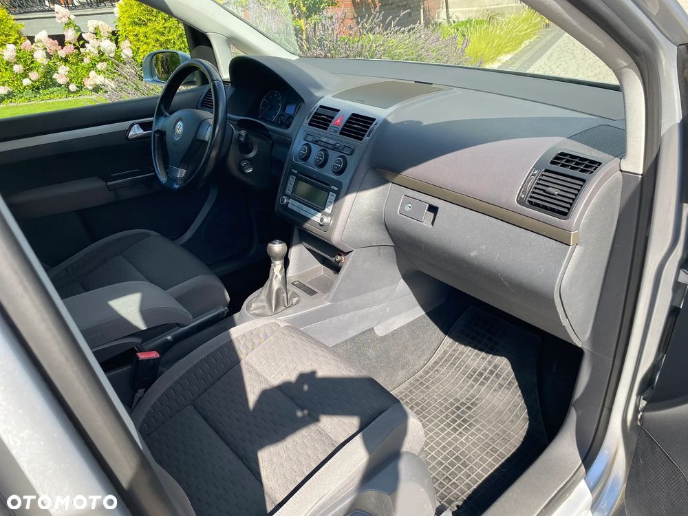 Volkswagen Touran 1.6 Trendline - 10