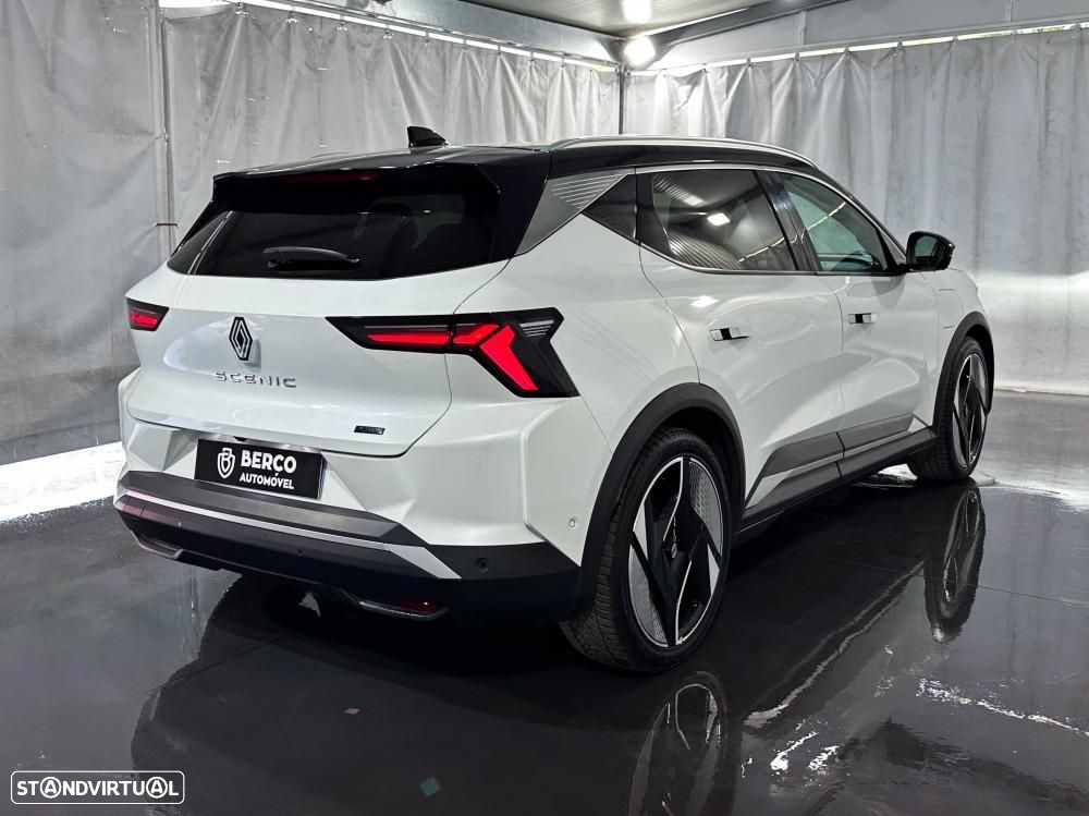 Renault Scénic 220 Long Range Techno — fotografia 4