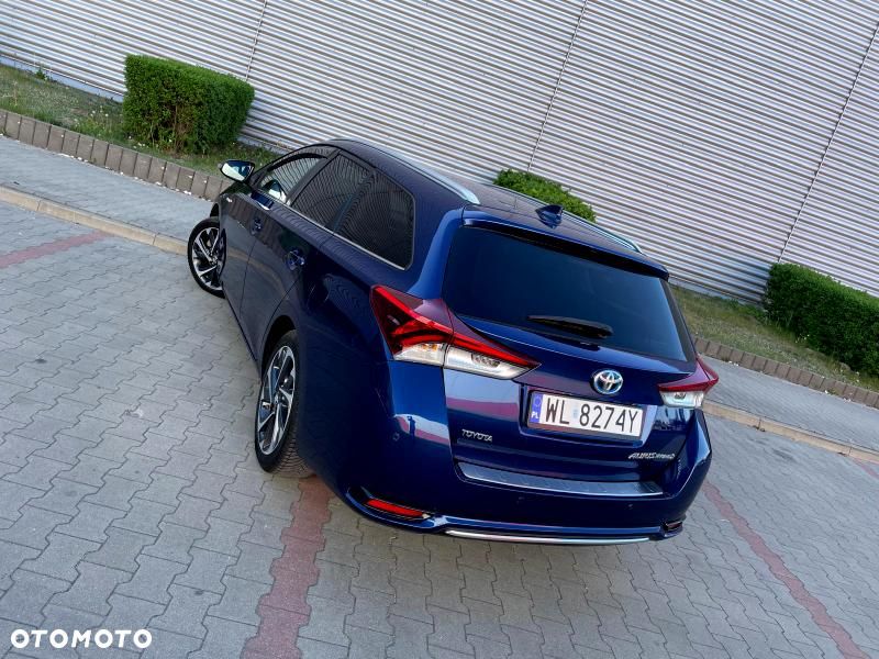 Toyota Auris 1.8 HSD Luna - 24