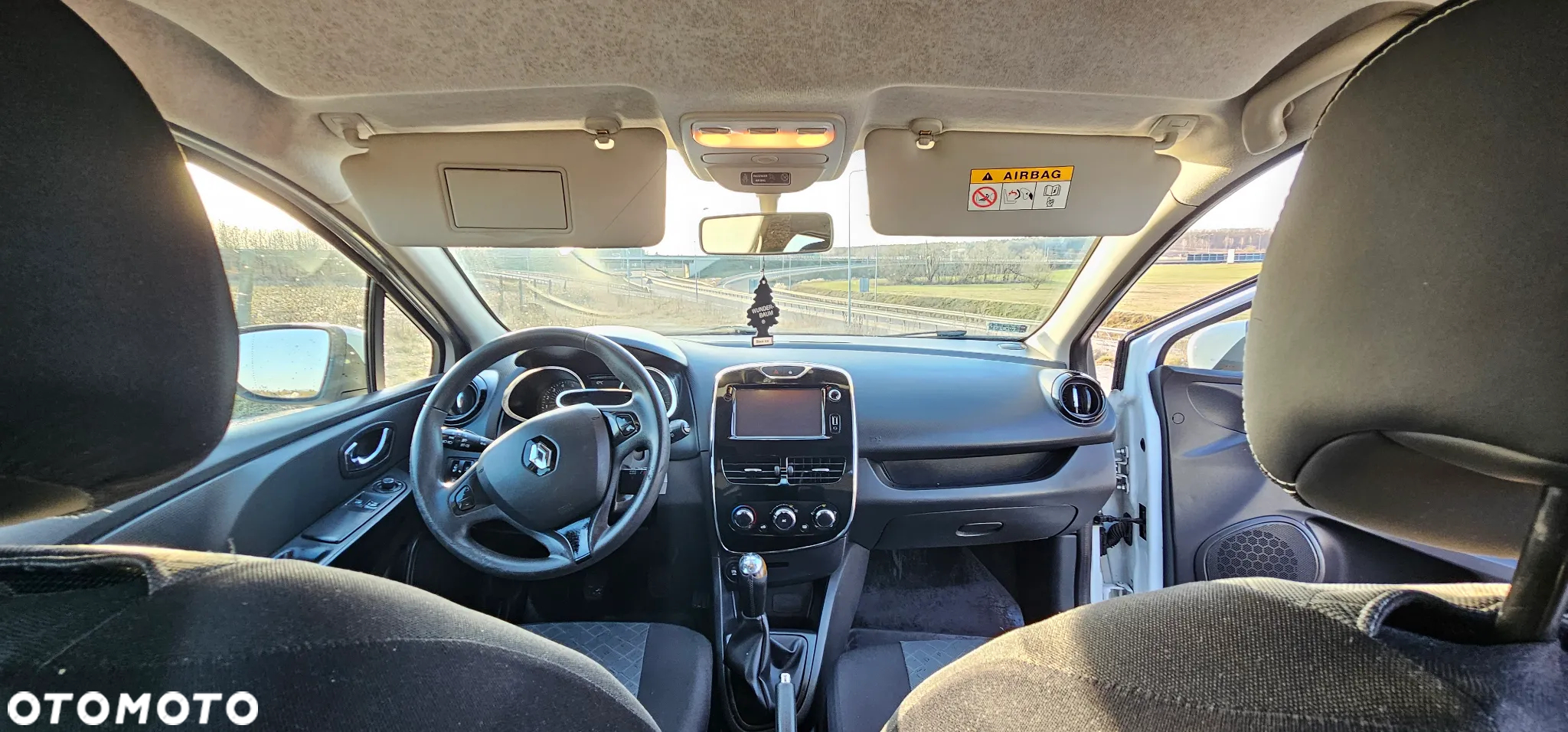 Renault Clio - 10