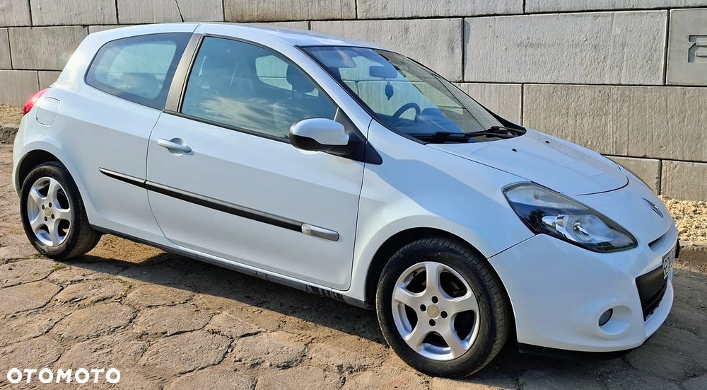 Renault Clio 1.5 dCi Extreme - 8