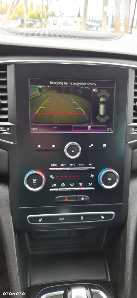 Renault Megane ENERGY TCe 140 EDC LIMITED - 29