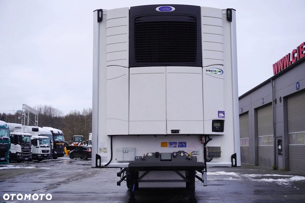 Lamberet / Carrier Vector 1950 MT (multitemperatura) / winda Dhollandia 2500 kg - 9