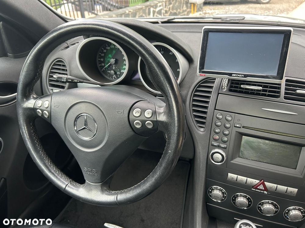 Mercedes-Benz SLK - 11