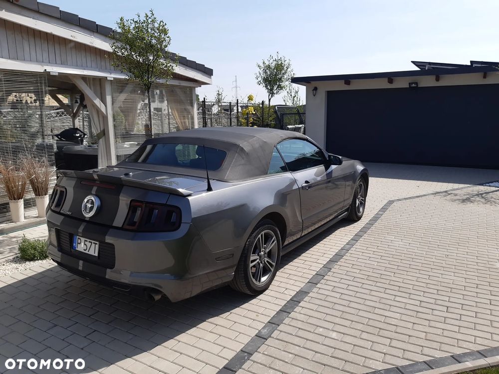 Ford Mustang 3.7 V6 Premium - 6