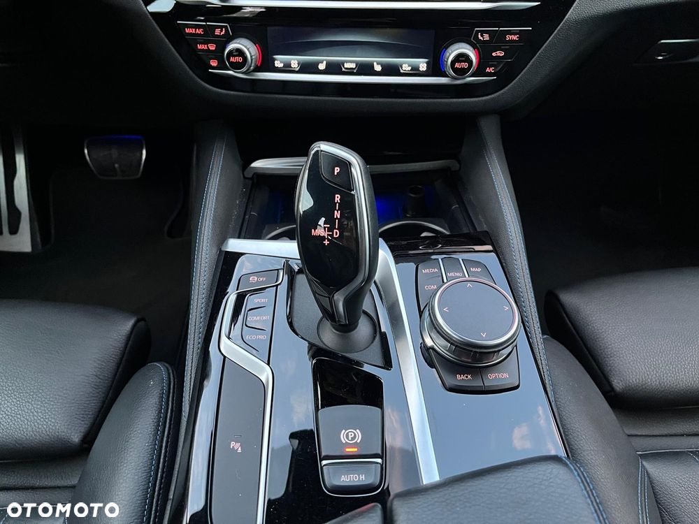 BMW Seria 5 - 17