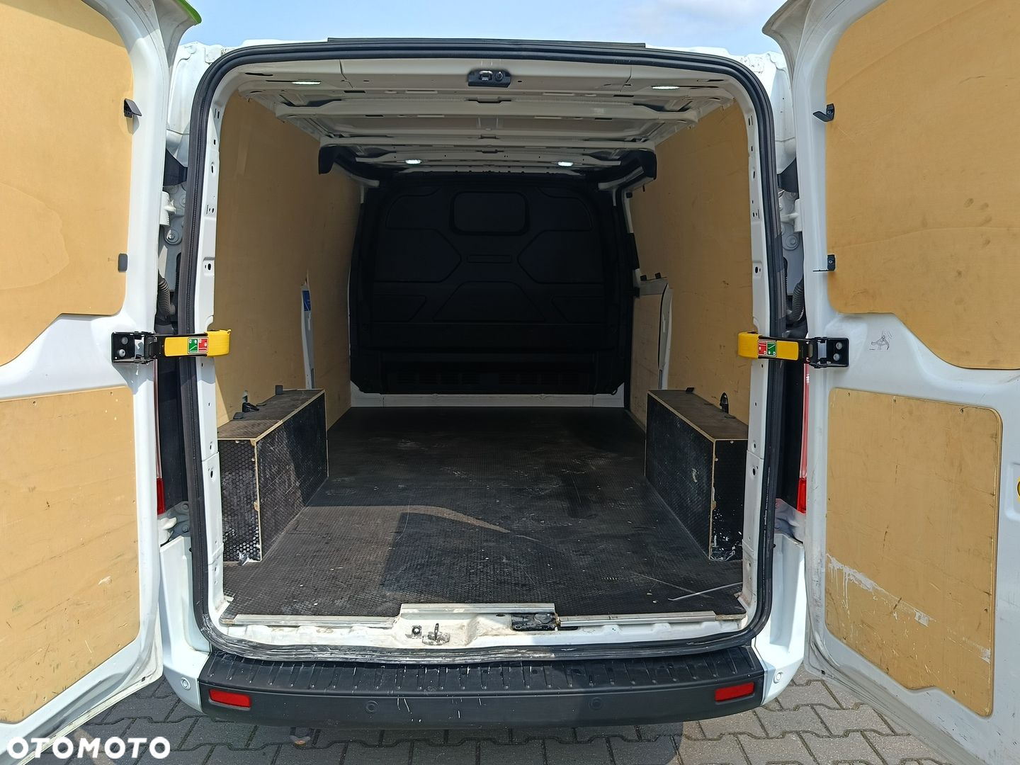 Ford Transit Custom - 9
