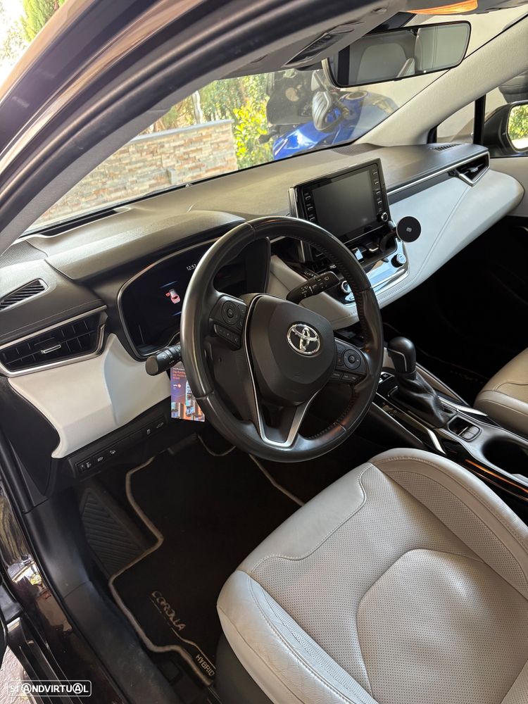Toyota Corolla Touring Sports 2.0 Hybrid Luxury White - 8