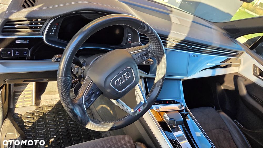 Audi Q7 50 TDI mHEV Quattro S Line Tiptr - 4