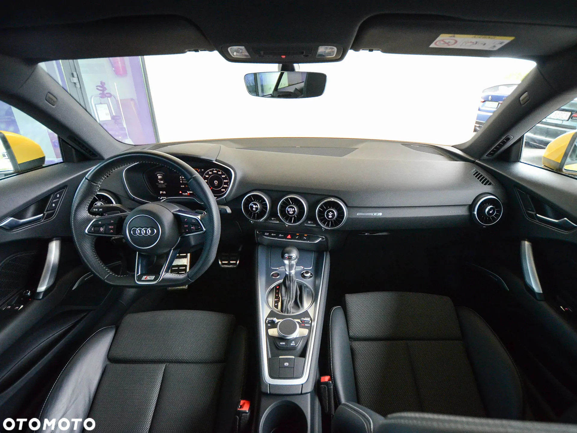 Audi TT Coupé - 32