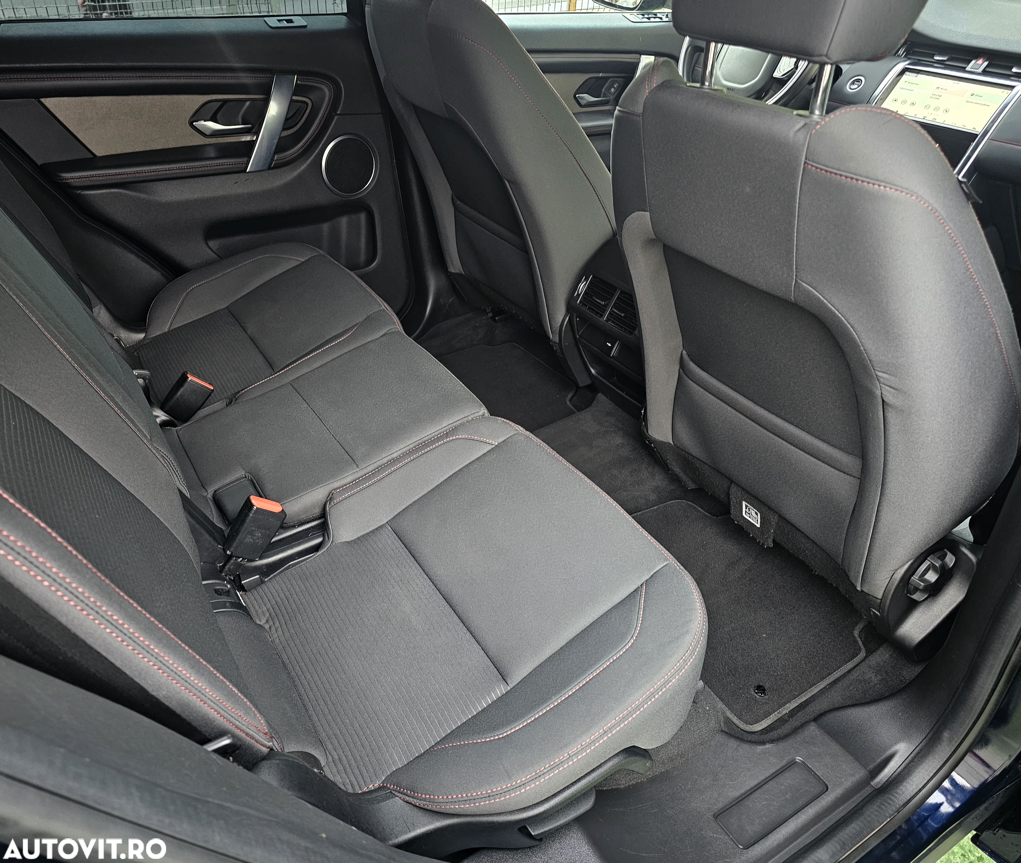 Land Rover Discovery Sport - 14
