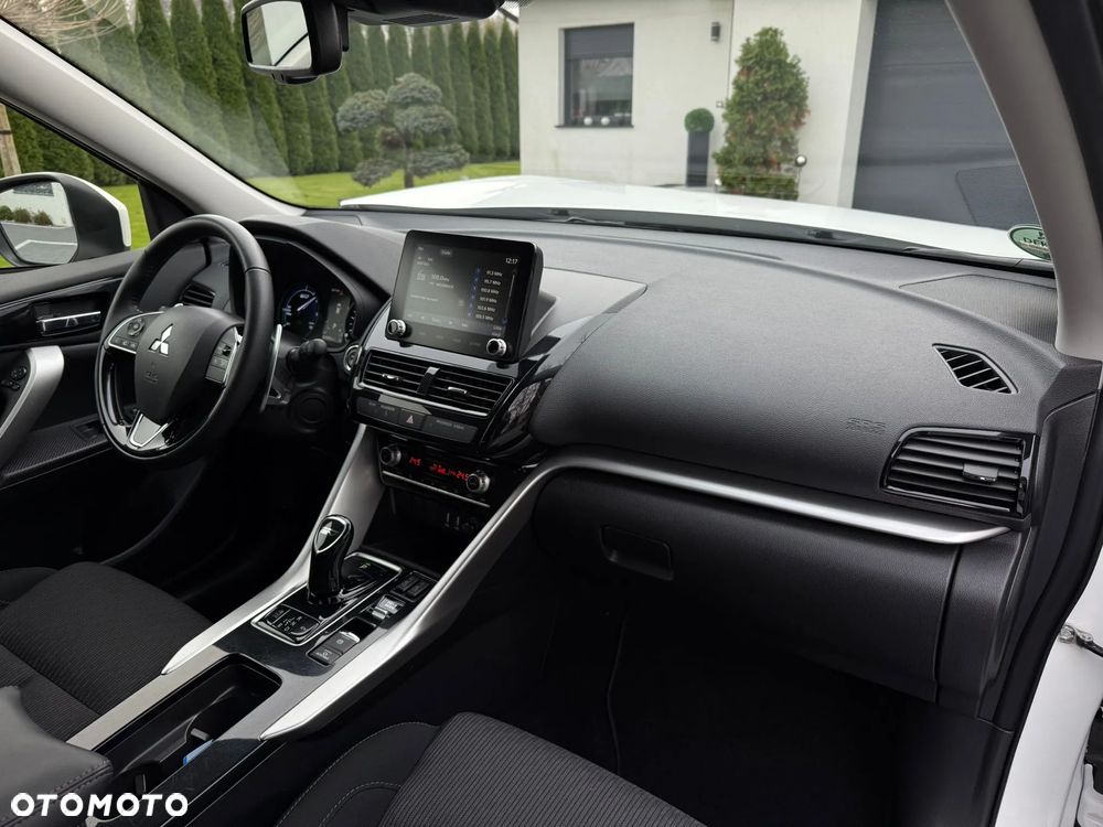 Mitsubishi Eclipse Cross 4WD Select - 31