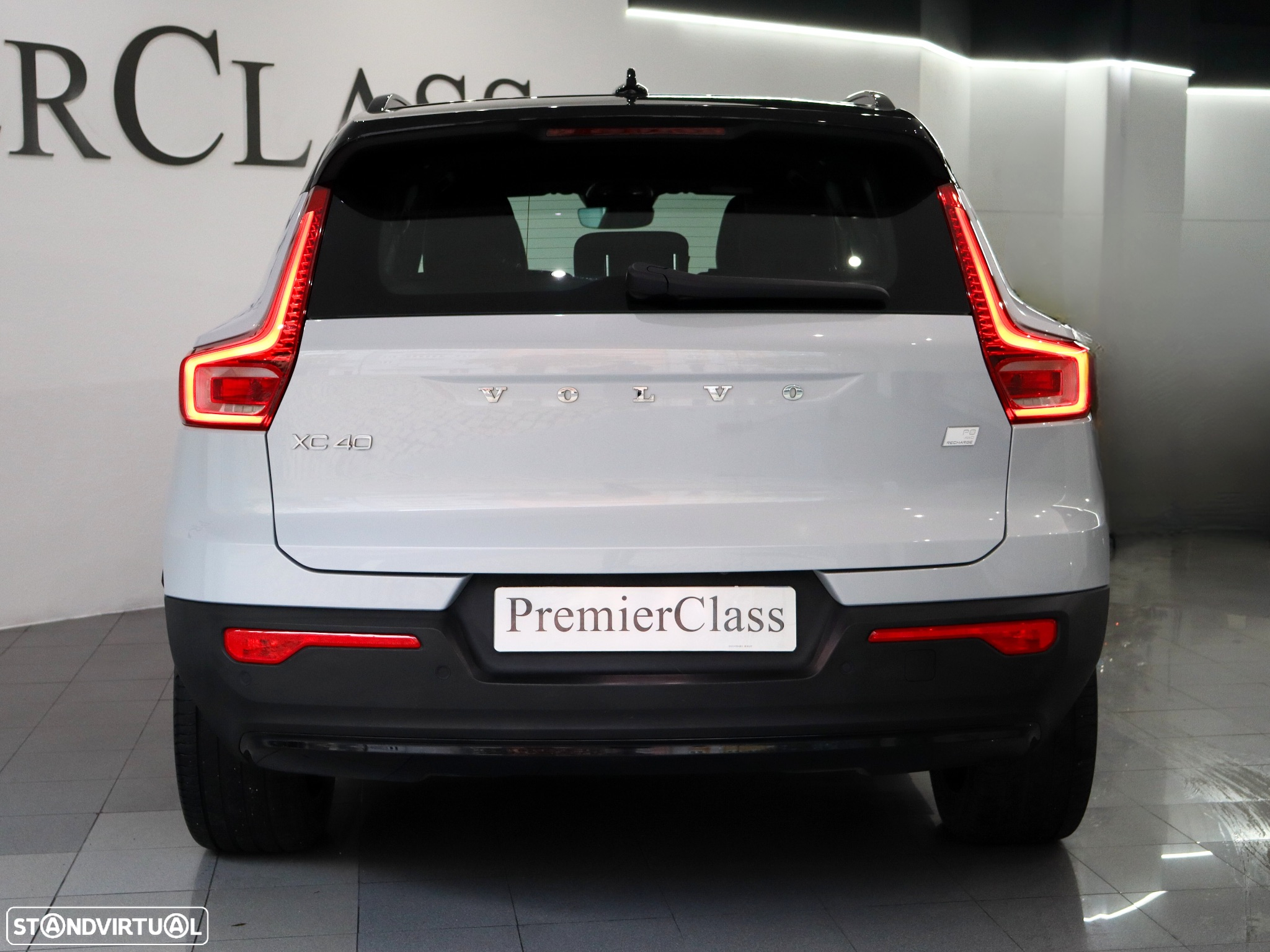 Volvo XC 40 P8 AWD Recharge RDesign - 2