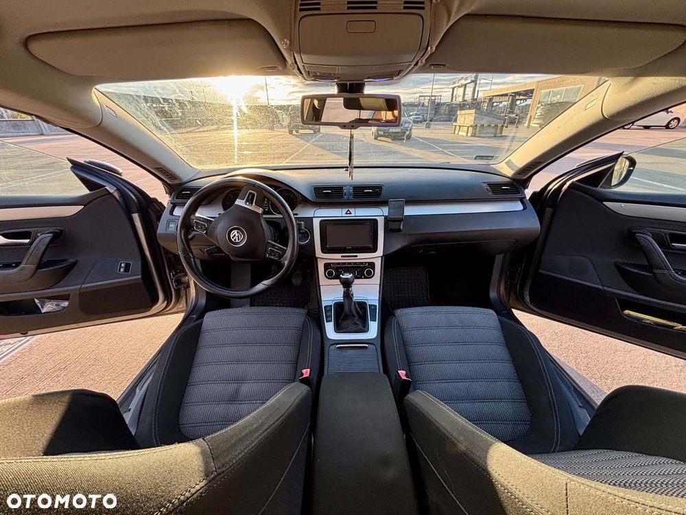 Volkswagen Passat CC 2.0 TDI DPF - 9