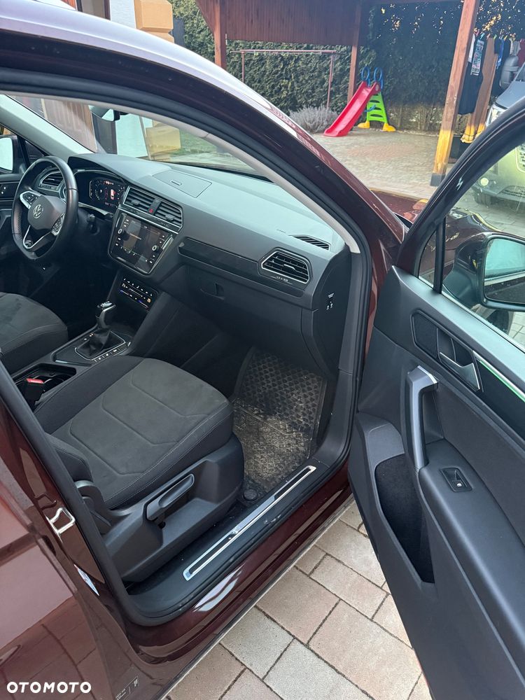 Volkswagen Tiguan 1.5 TSI EVO Elegance DSG - 9