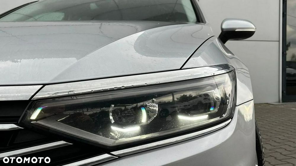 Volkswagen Passat - 3