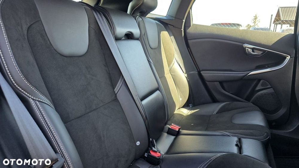 Volvo V40 - 21
