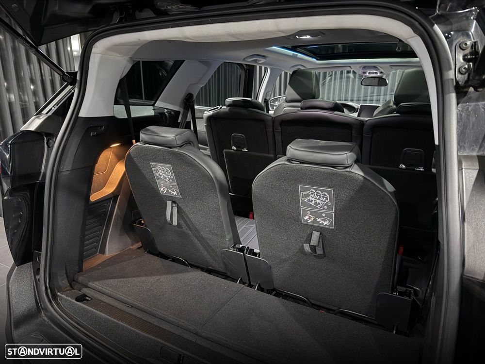 Peugeot 5008 1.2 PureTech Allure Pack EAT8 - 44