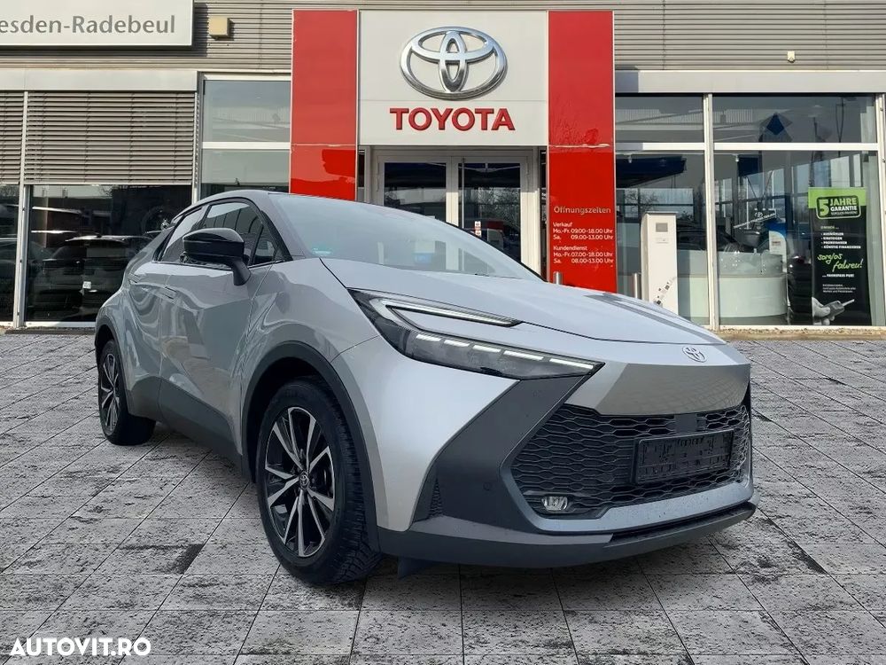 Toyota C-HR 1.8 Hybrid Team Deutschland - 30